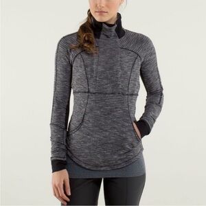 Lululemon Base Runner 1/2 Zip In Coco Pique Black White / Black pullover shirt